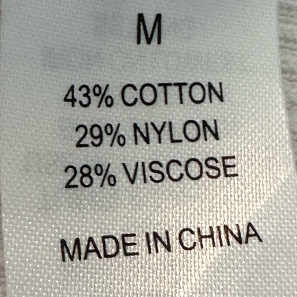 LA Hearts DaiseyTie-Front Crop Top - Picture 7 of 8